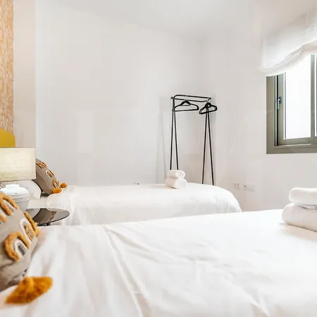 Picturesque With Terrace By Rems Apartment Malaga